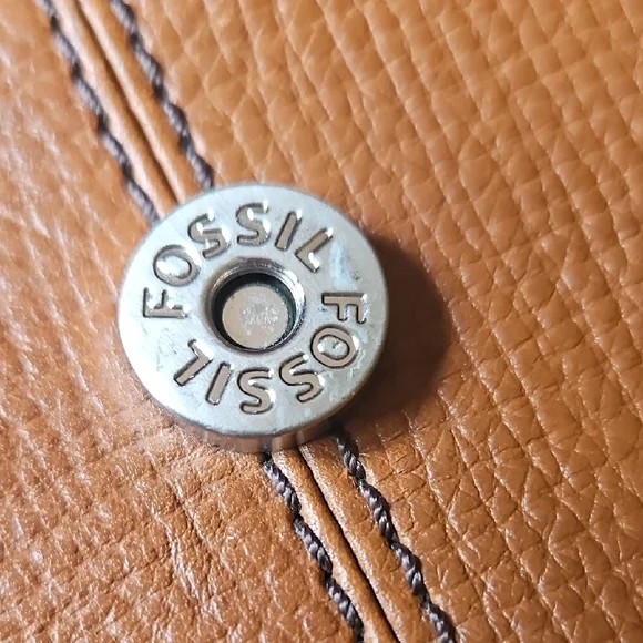 Fossil Brown Leather Messenger Bag - Picture 16 of 16